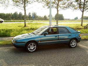 photo Mazda 323  (mk4)