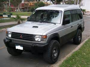 photo Mitsubishi Pajero  (mk2)