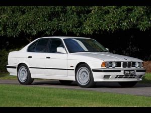 photo BMW M5 [E34]