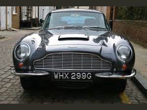 photo Aston Martin DB6